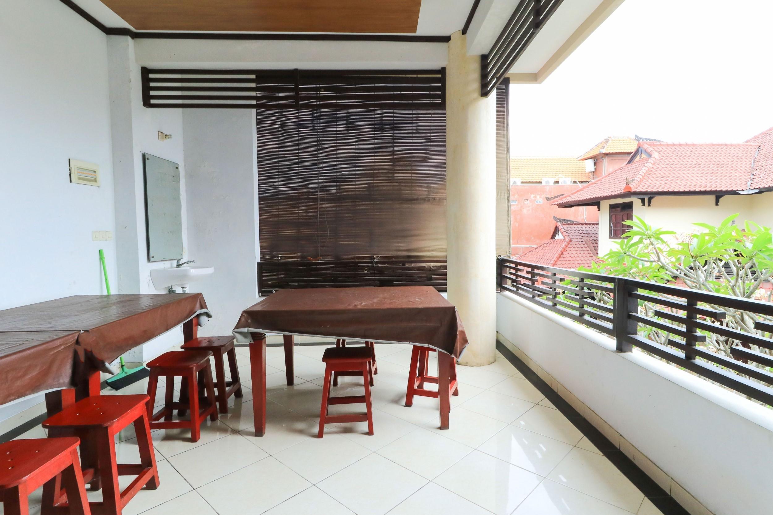 Puri Jayaraja Guest House Kuta Lombok Exterior foto