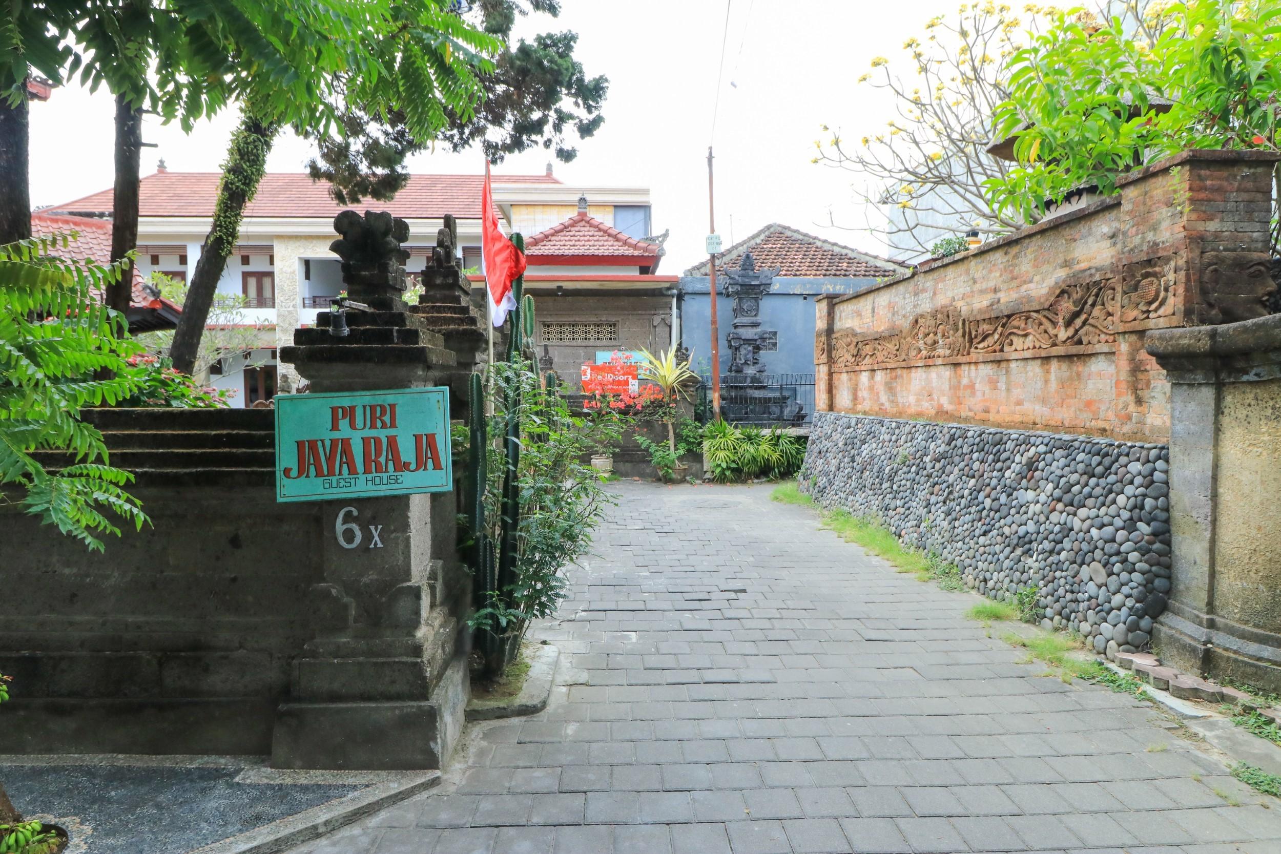 Puri Jayaraja Guest House Kuta Lombok Exterior foto